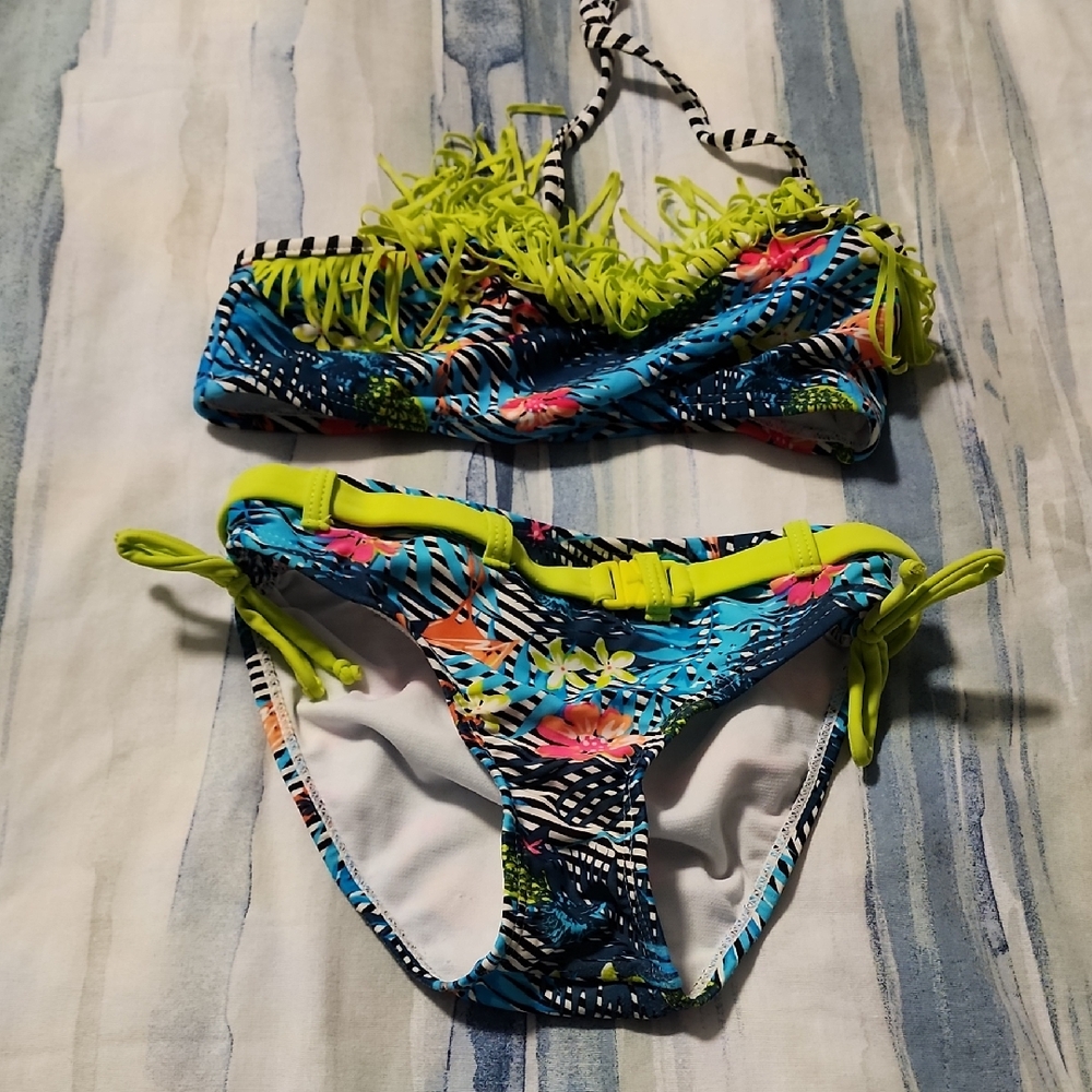 Tropical Print Bikini with Fringe Size 7/8 By Big Chill